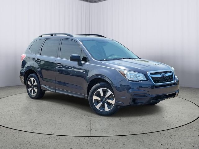 Used 2017 Gray Subaru 2.5i image 1