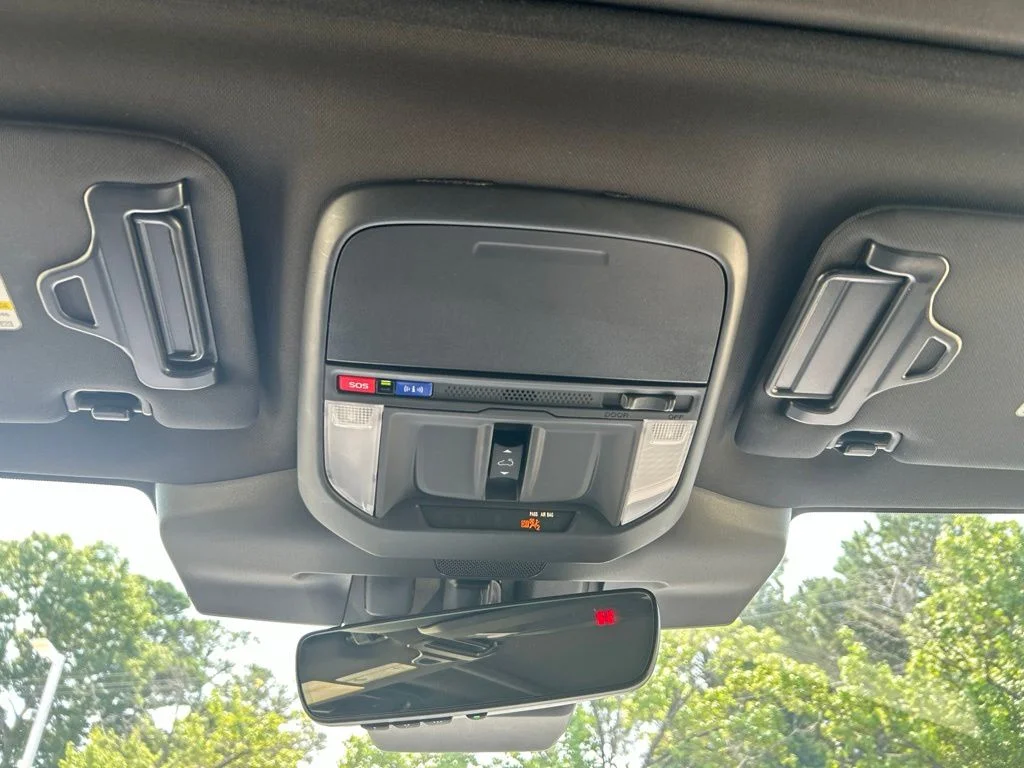 Used 2025 Gray Metallic Subaru Limited image 29