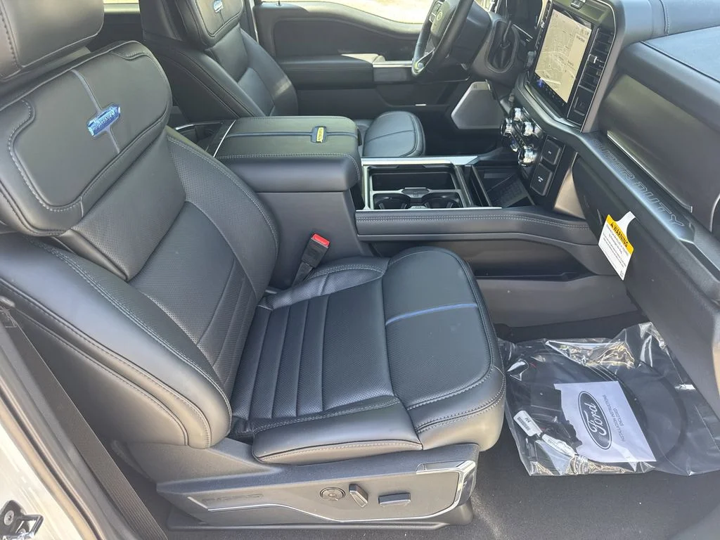 New 2026 Star White Metallic Tri-Coat Ford Platinum image 13