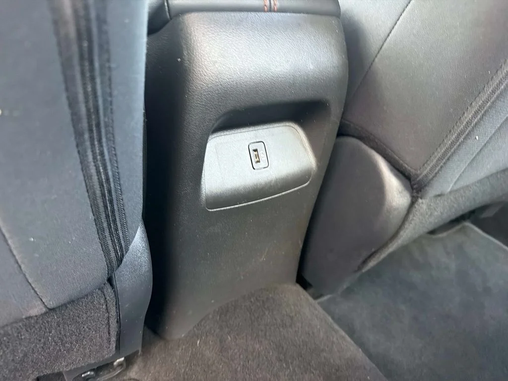 Used 2023 White Nissan SR image 17