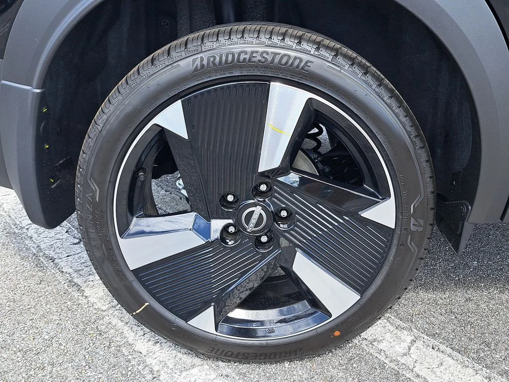 New 2026 Black Nissan SR image 8
