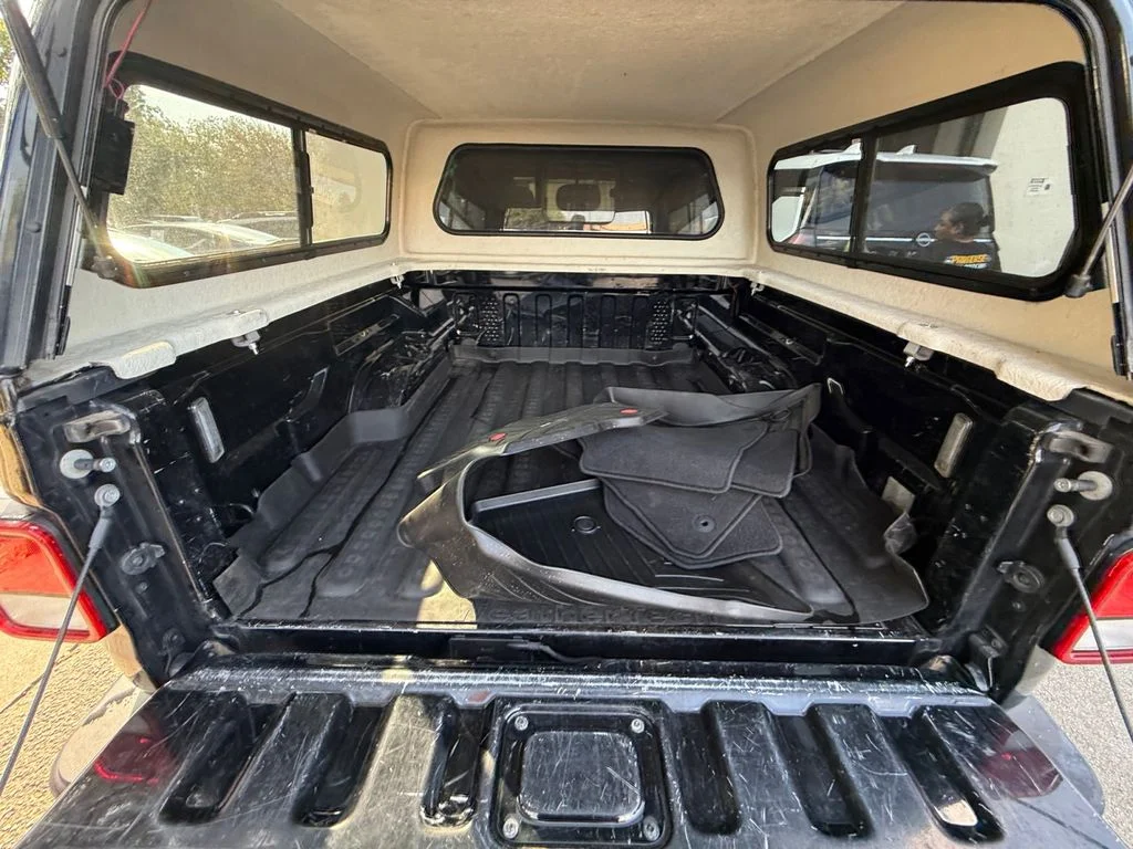 Used 2023 Black Jeep Sport S image 19