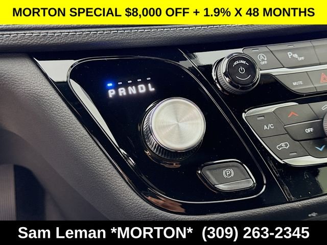 New 2026 Bright White Clear-Coat Exterior Paint Chrysler Select image 17