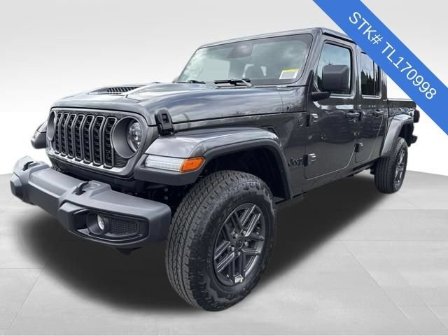 New 2026 Granite Crystal Metallic Clearcoat Jeep Sport S image 3