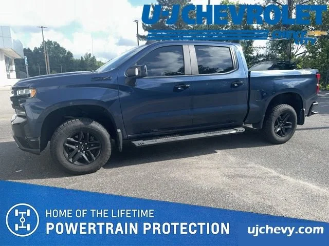 2020 Chevrolet Silverado 1500 LT Trail Boss 4X4 Crew Cab Short Box's photo