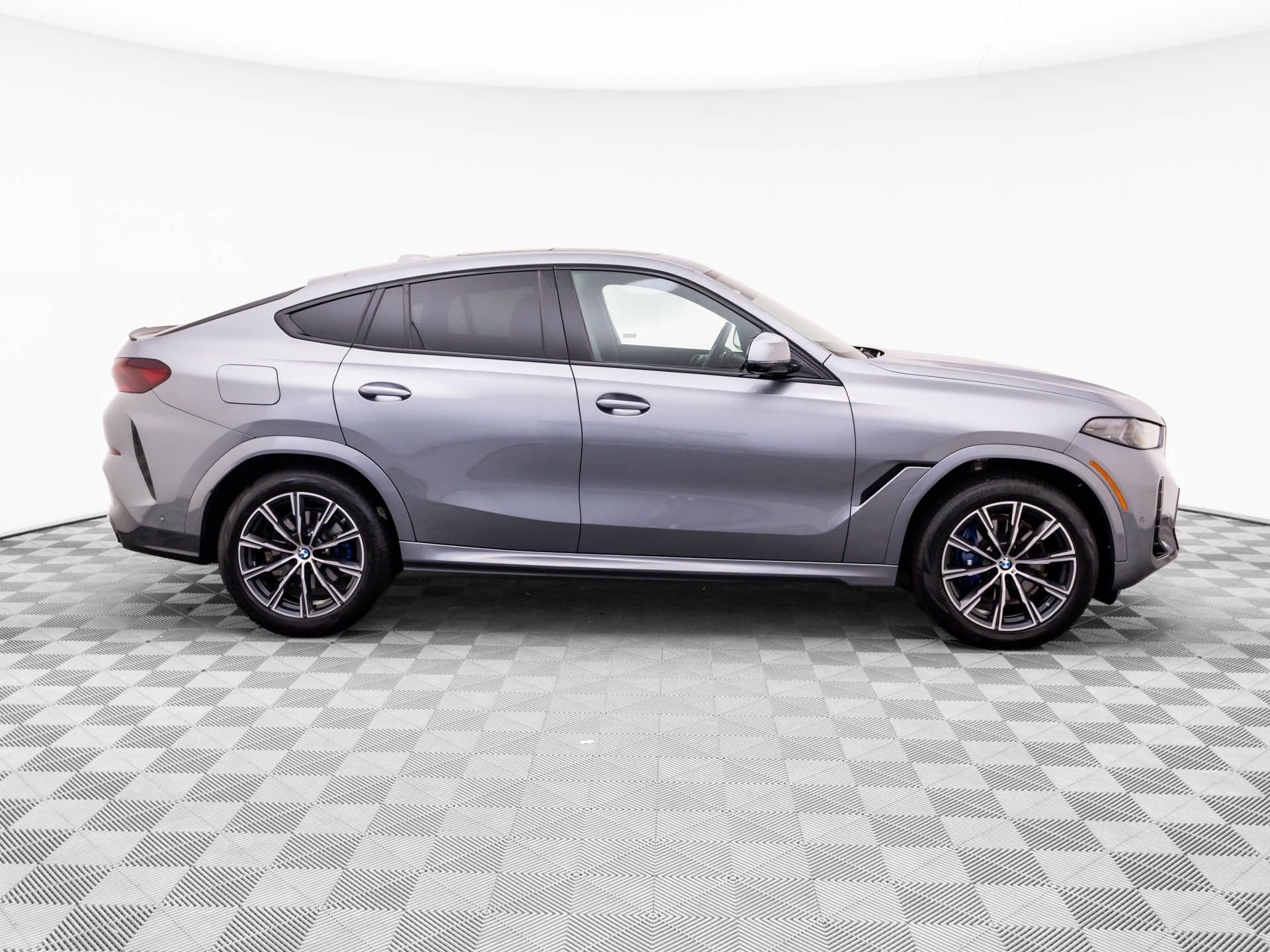 Certified Used 2026 Skyscraper Grey Metallic BMW xDrive40i image 6