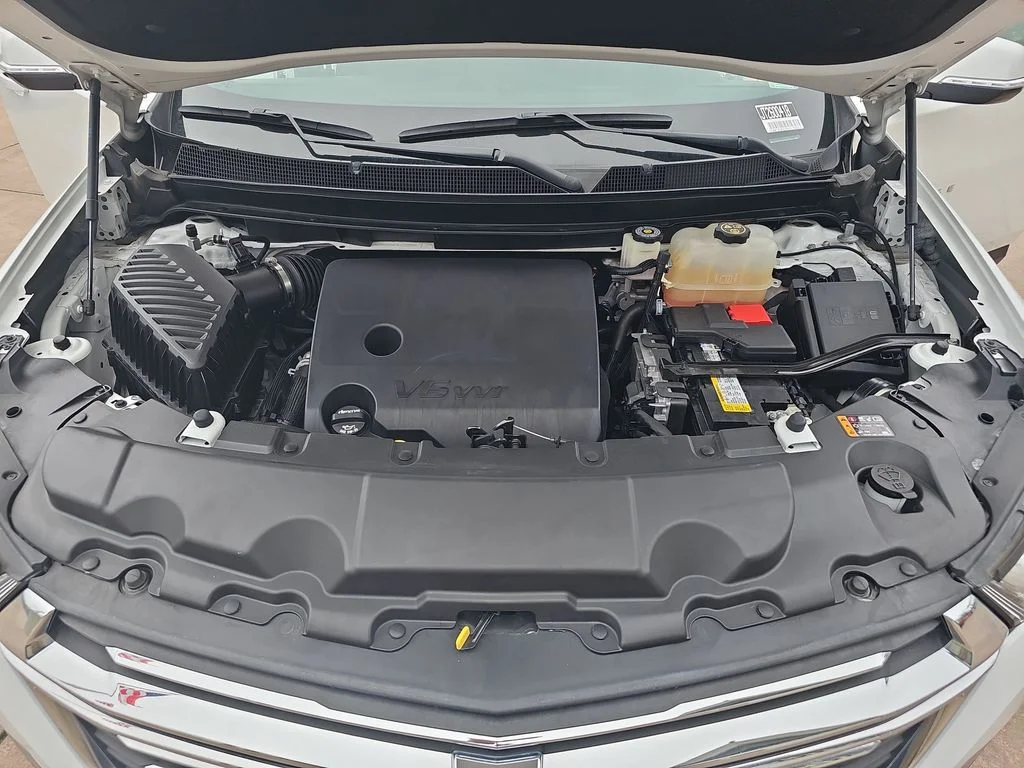 Used 2022 White Chevrolet LT image 30