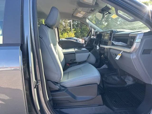 2026 Ford F-250 Super Duty XL - Photo 31