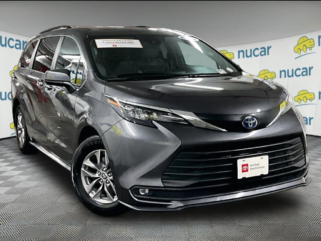 Used 2025 Magnetic Gray Metallic Toyota XLE image 1