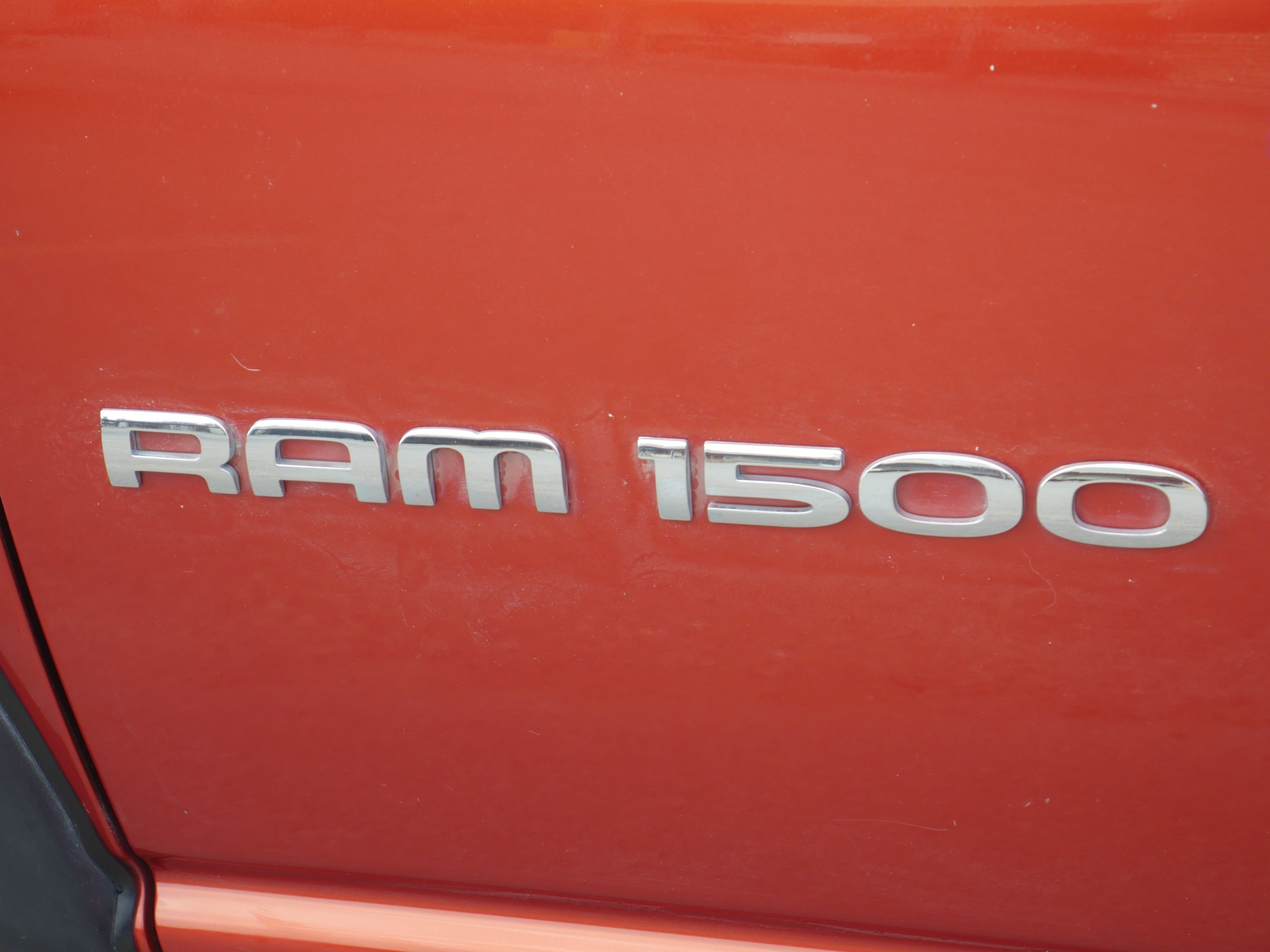 Used 2007 Sunburst Orange Pearl Dodge SLT image 8