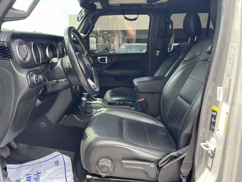 Used 2022 Gray Jeep Unlimited Sahara image 25