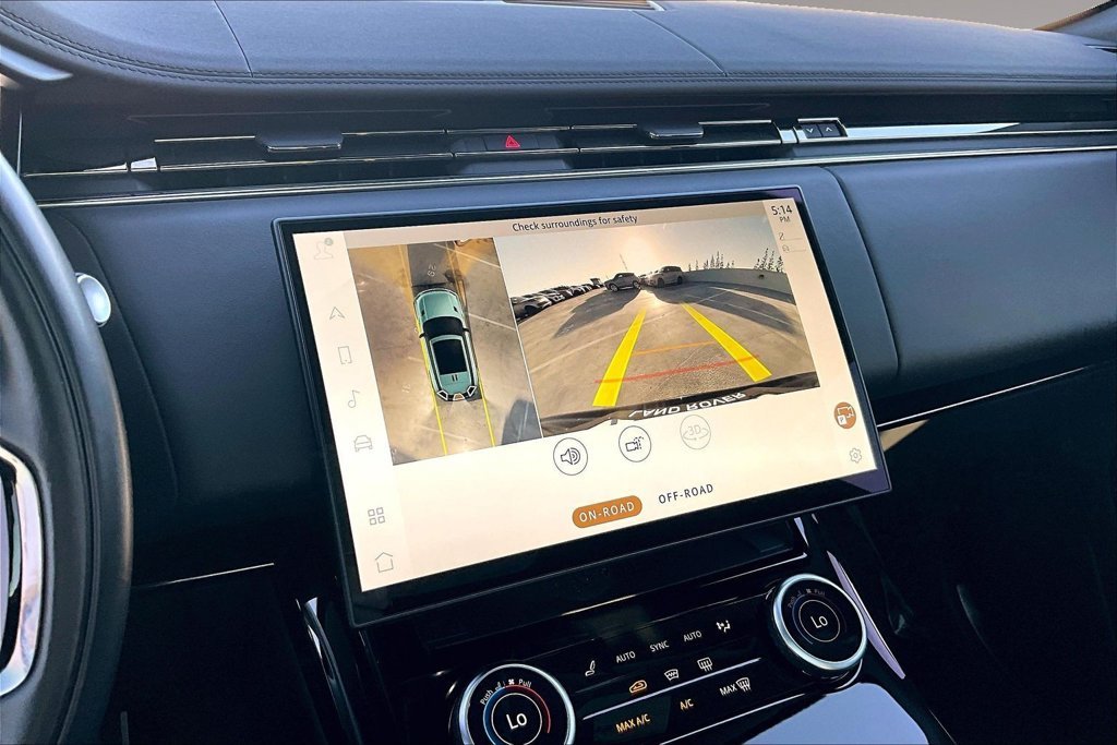 Certified Used 2023 Santorini Black Land Rover SE Dynamic image 14