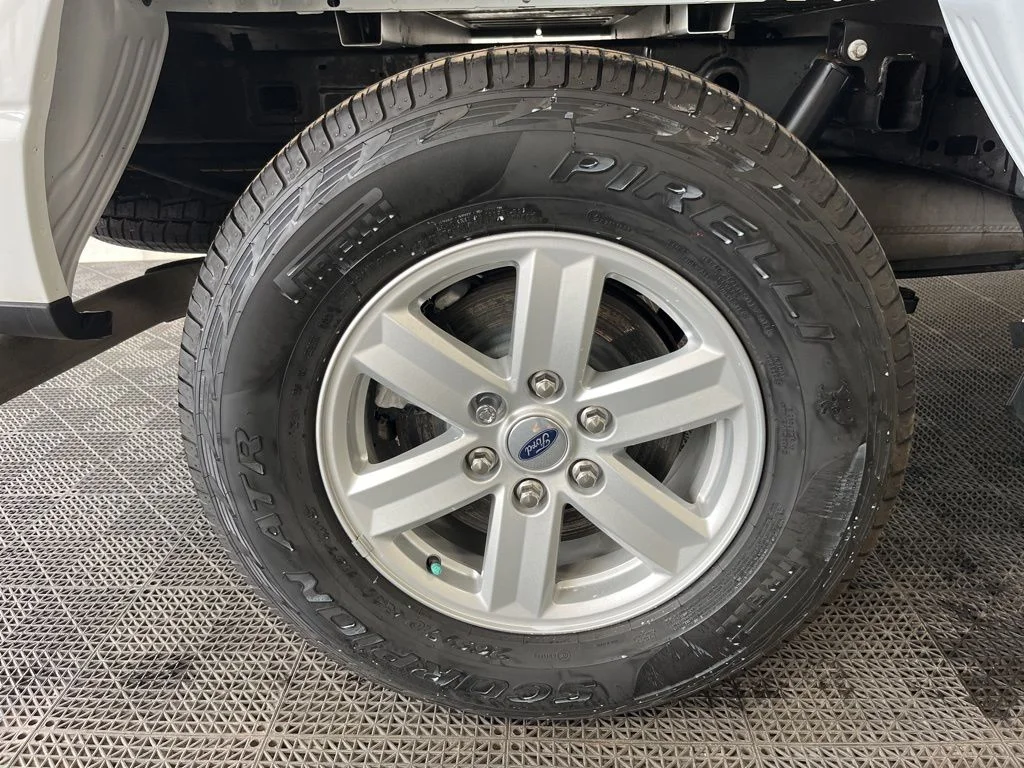 Used 2023 White Ford XL image 25