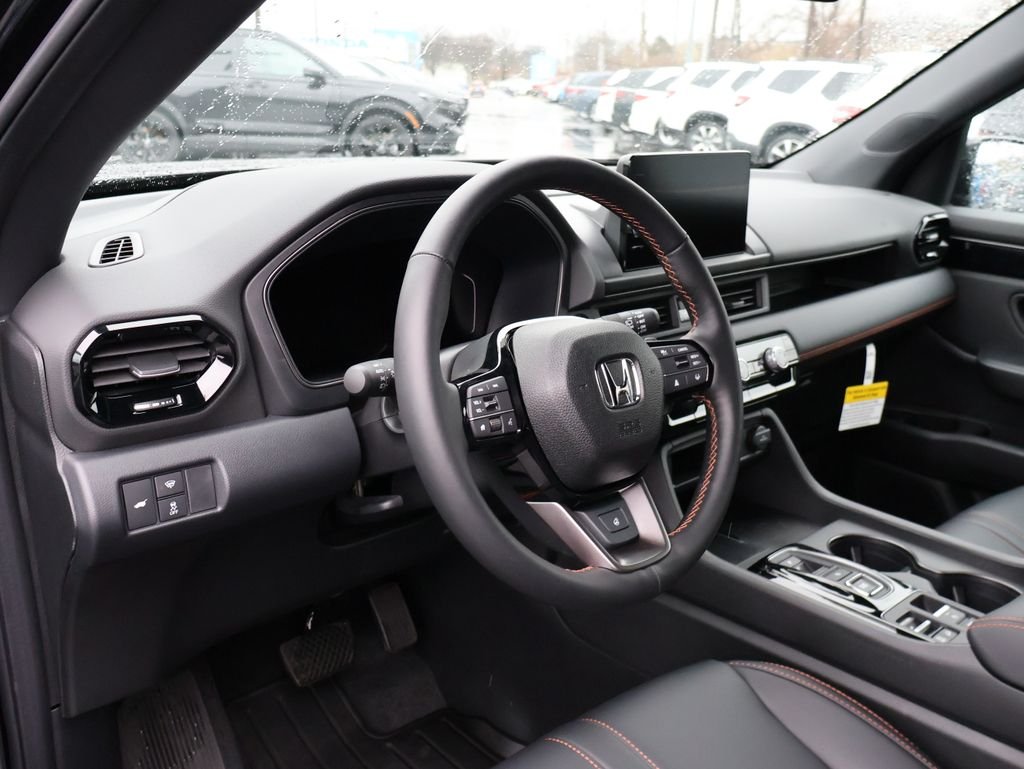 Used 2025 Black Honda TrailSport image 18