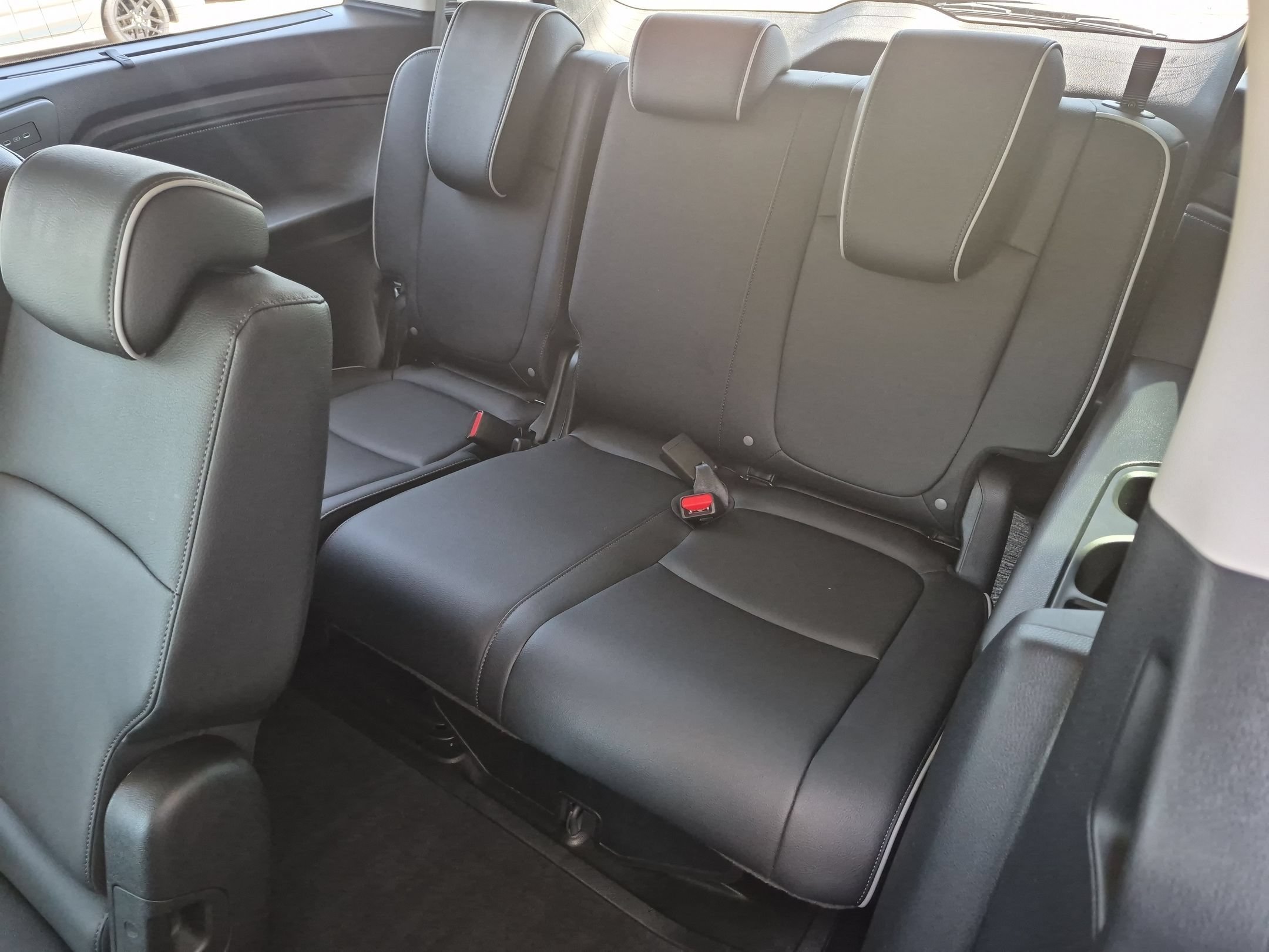 2025 Honda Odyssey Touring - Photo 24