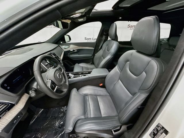 Used 2023 Crystal White Metallic Volvo Ultimate image 21
