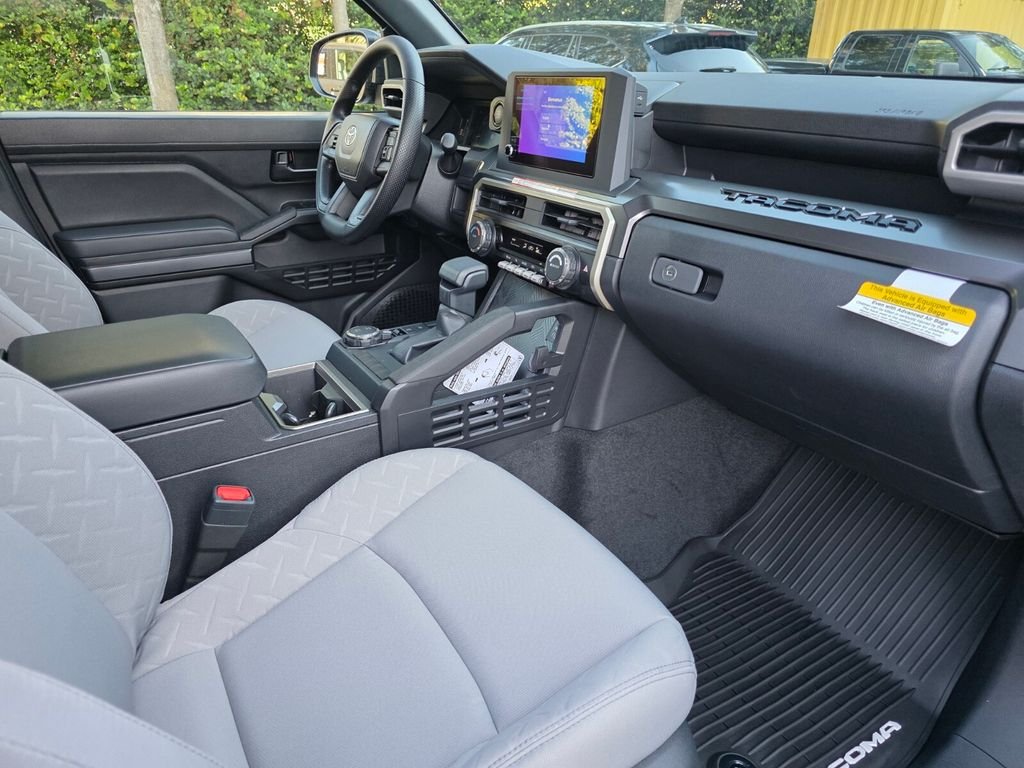 2026 Toyota Tacoma SR5 - Photo 13