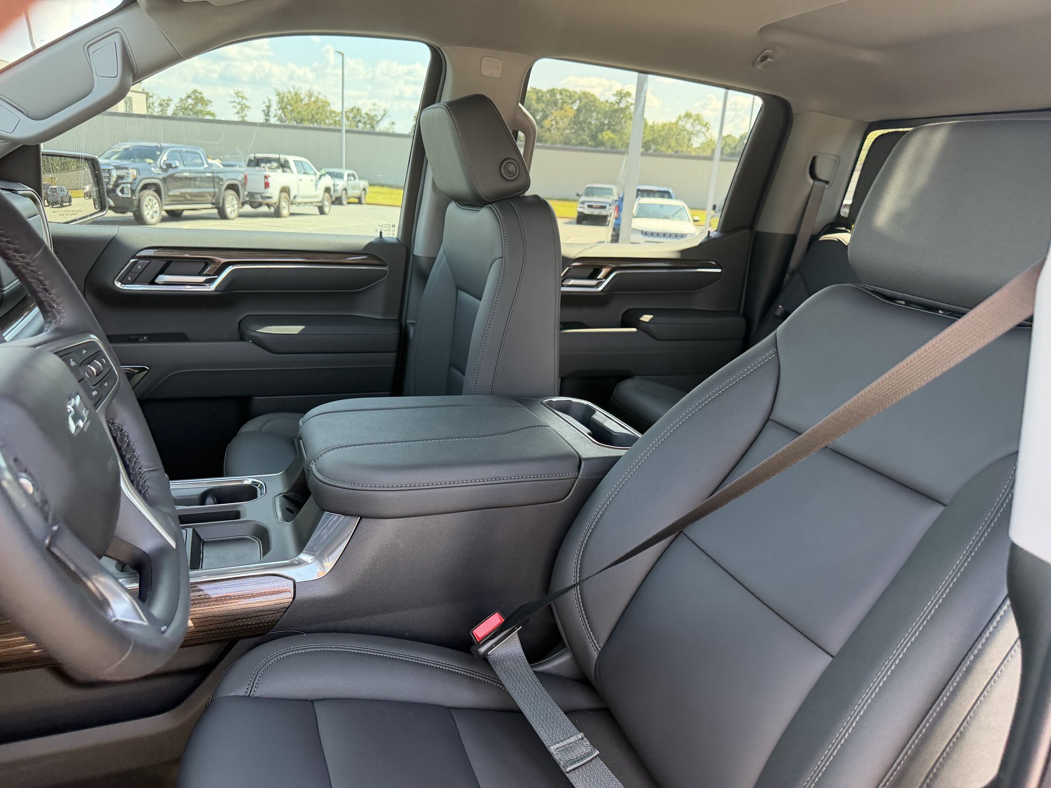 2026 Chevrolet Silverado 1500 LT Trail Boss - Photo 39