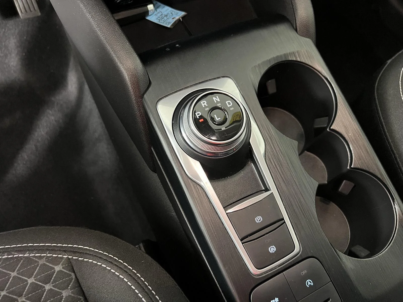 Used 2023 Iconic Silver Ford Active image 10