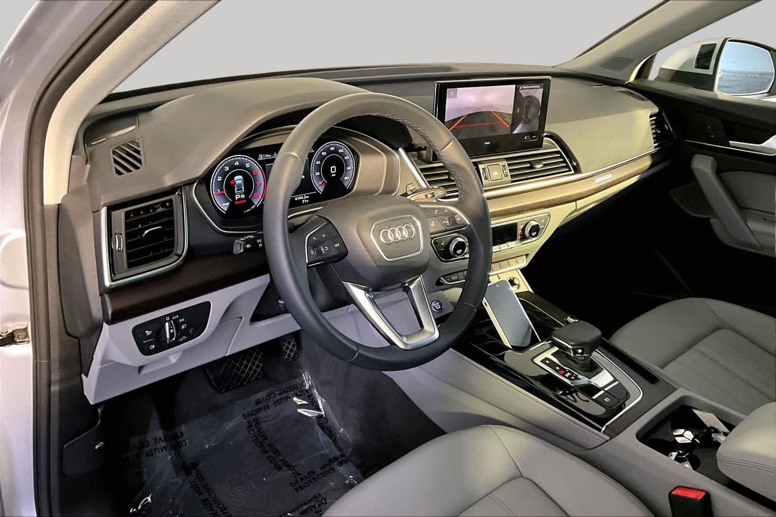 Used 2023 Florett Silver Metallic Audi Premium Plus image 18