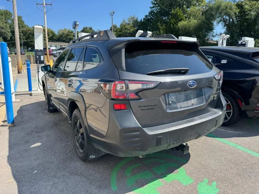 Used 2024 Magnetite Gray Metallic Subaru Wilderness image 6