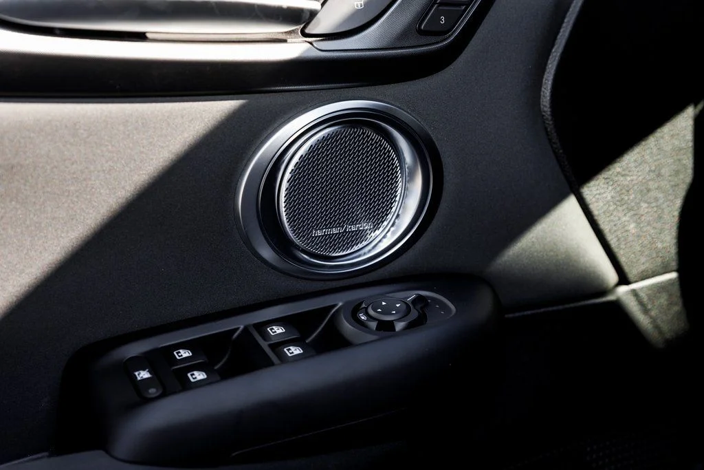 New 2025 Black Alfa Romeo Intensa image 28