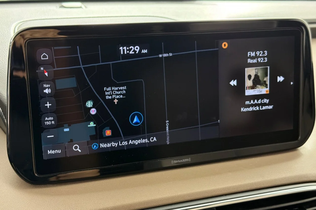 Used 2023 BLACK Hyundai SEL Convenience image 18
