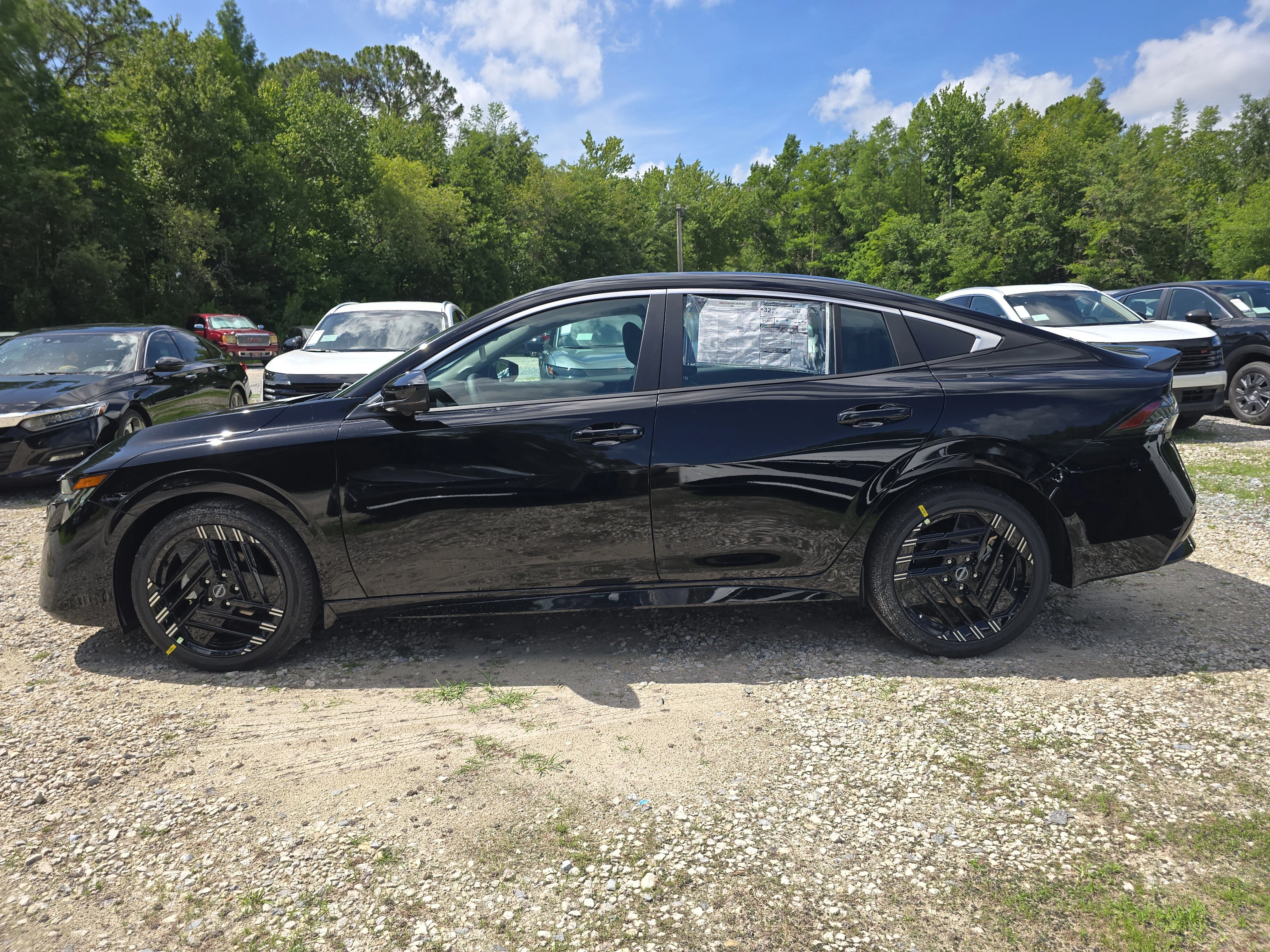 New 2026 Super Black Nissan SR image 5