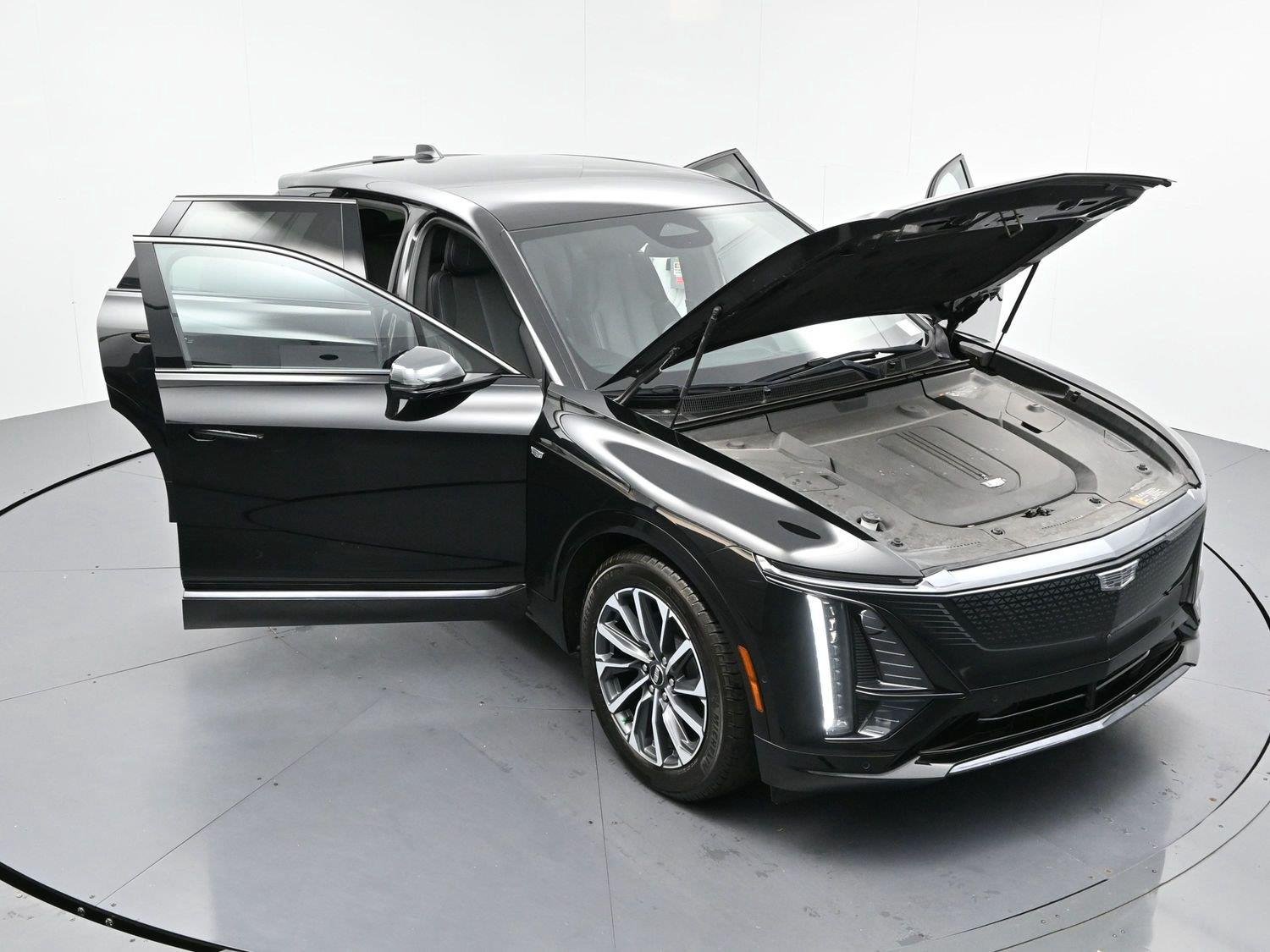 Used 2024 Stellar Black Metallic Cadillac Sport 1 image 39