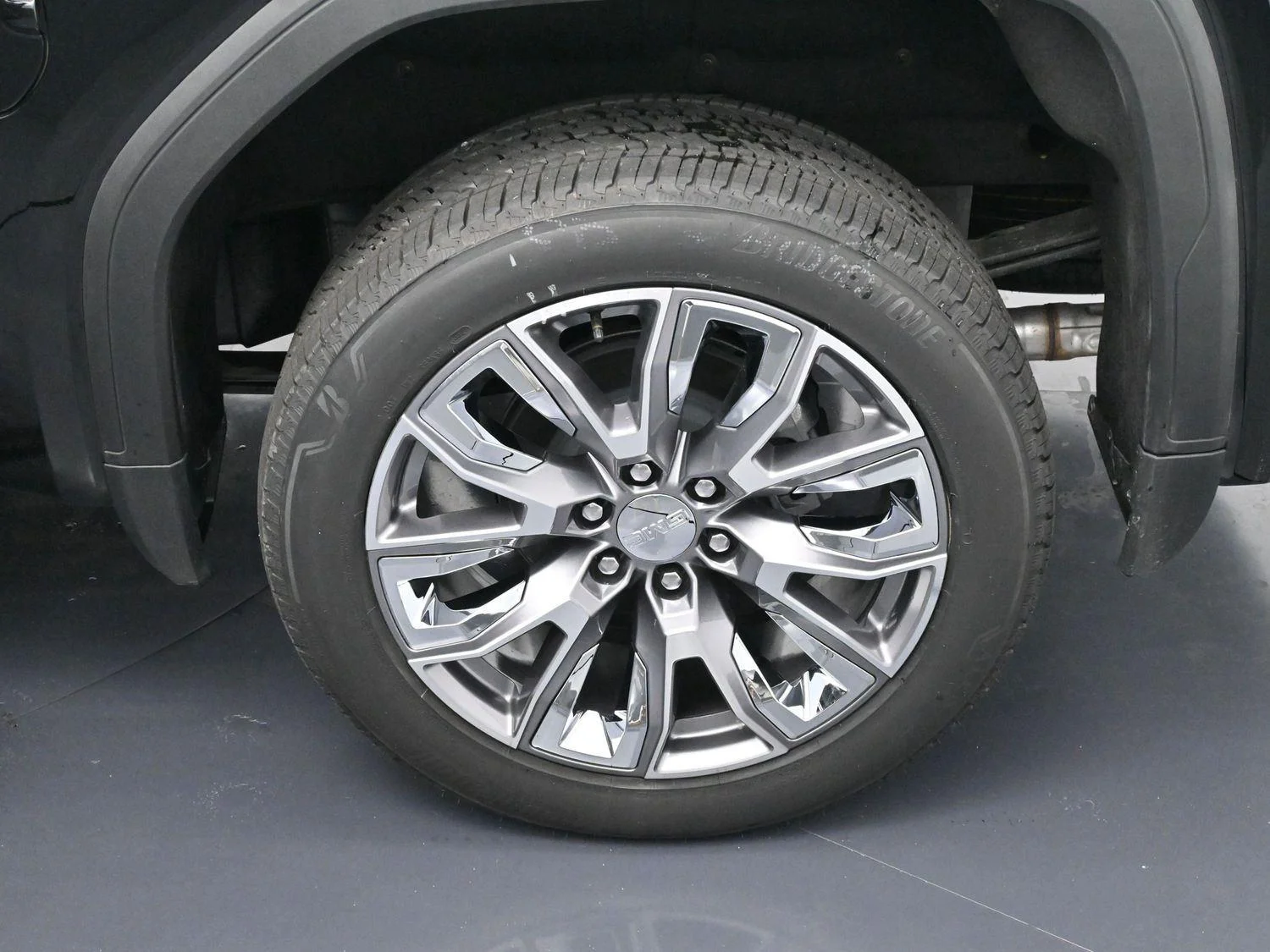 Used 2025 Onyx Black GMC Denali image 31