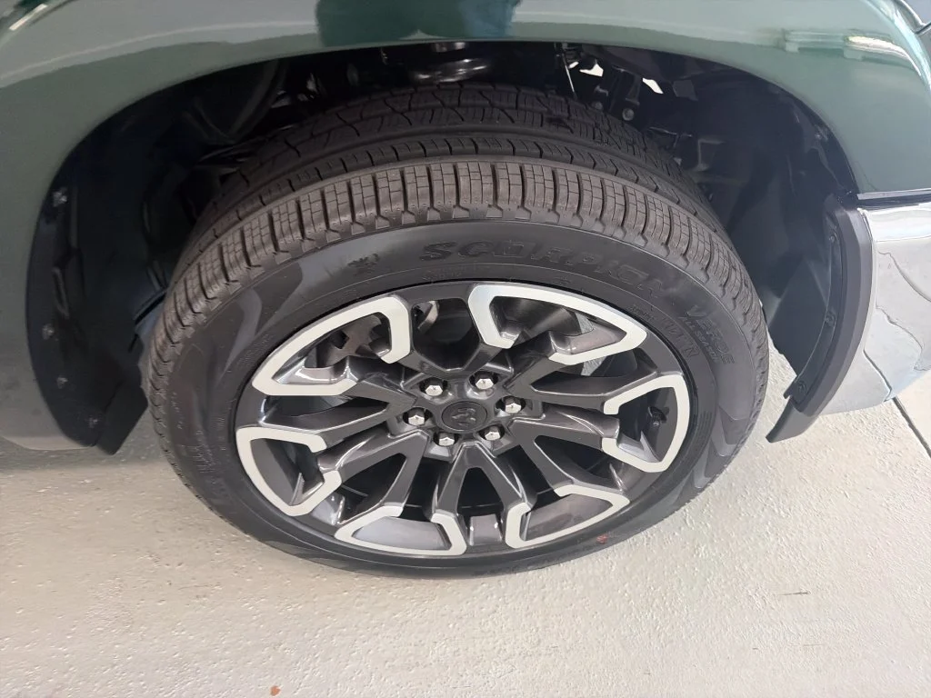 New 2027 Serrano-Green Metallic Exterior Paint RAM Limited image 4