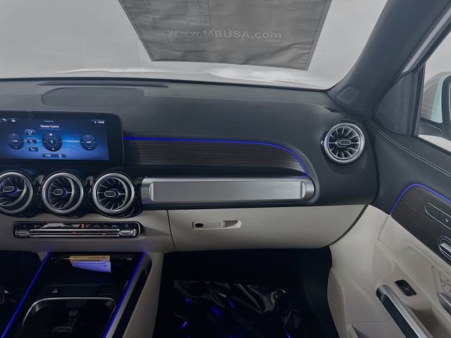 New 2026 Polar White Mercedes-Benz GLB 250 image 53