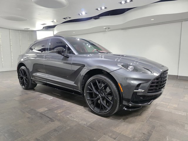 2025 Aston Martin DBX 707