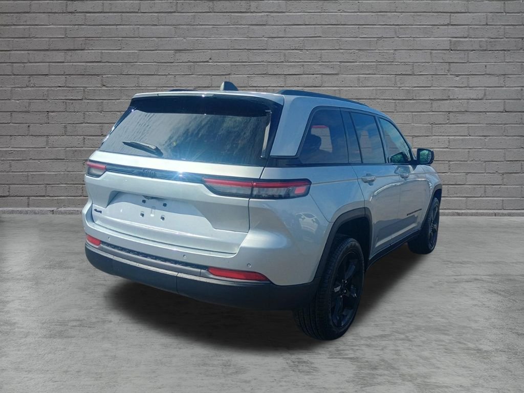 New 2026 Silver Zynith Jeep Limited image 7