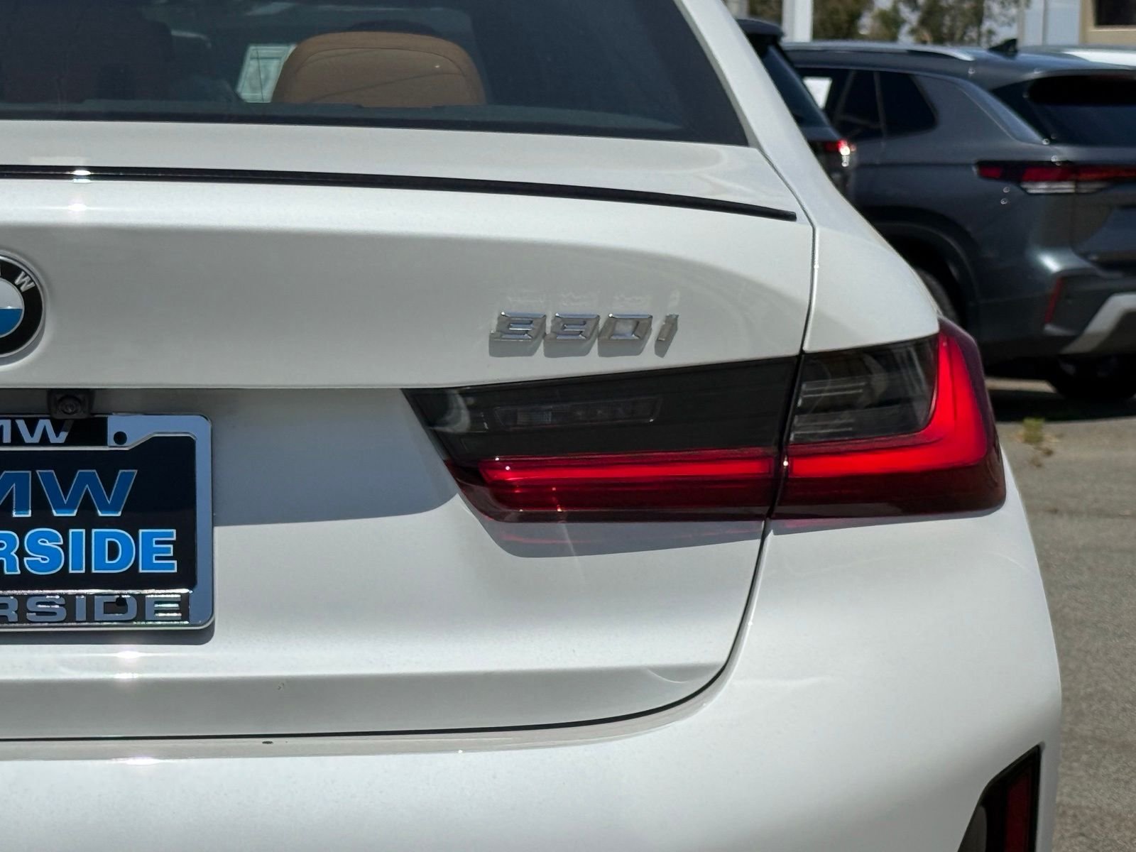 New 2026 Mineral White Metallic BMW 330i image 14