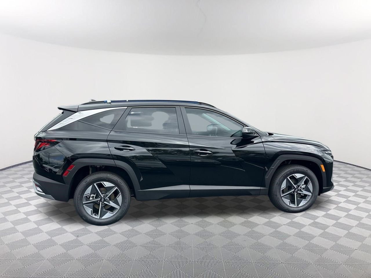 New 2026 Ash Black Hyundai SEL image 4