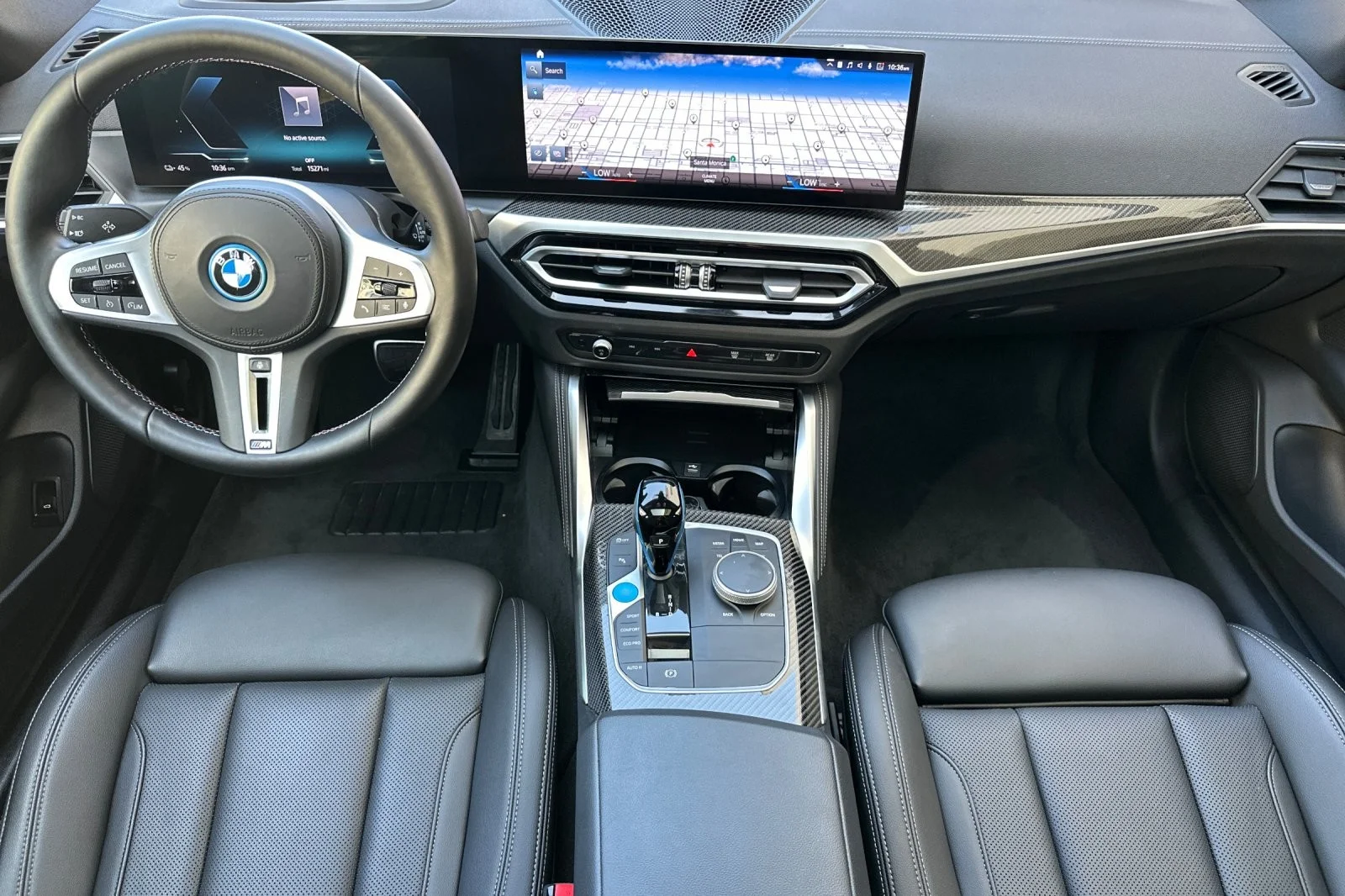 Used 2022 Alpine White BMW M50 image 12