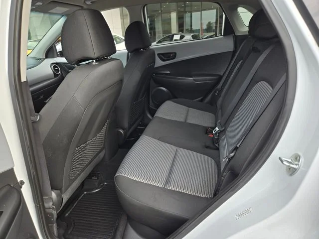 Used 2020 White Hyundai SEL image 12