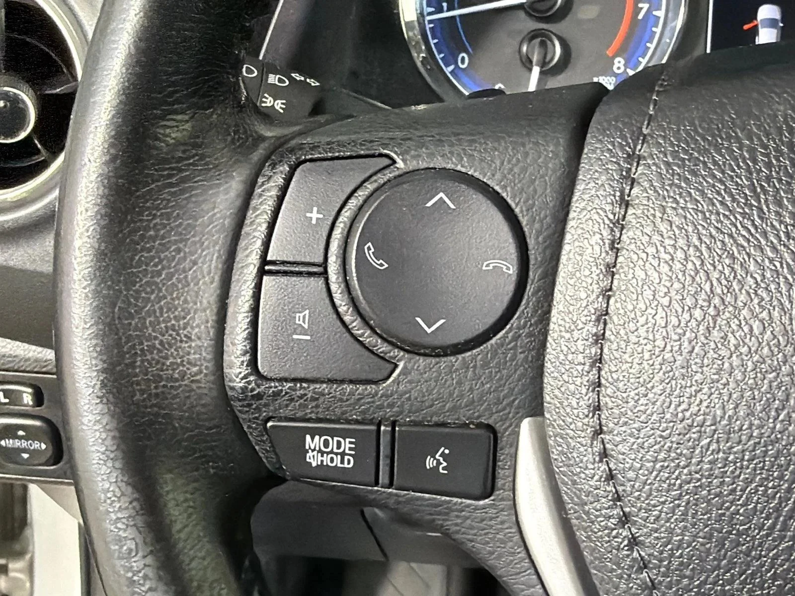 Used 2019 Classic Silver Metallic Toyota SE image 24