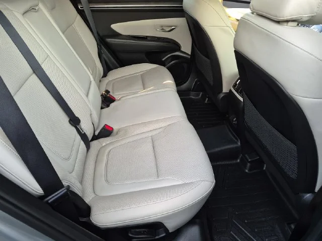 Used 2022 Silver Hyundai Limited image 34