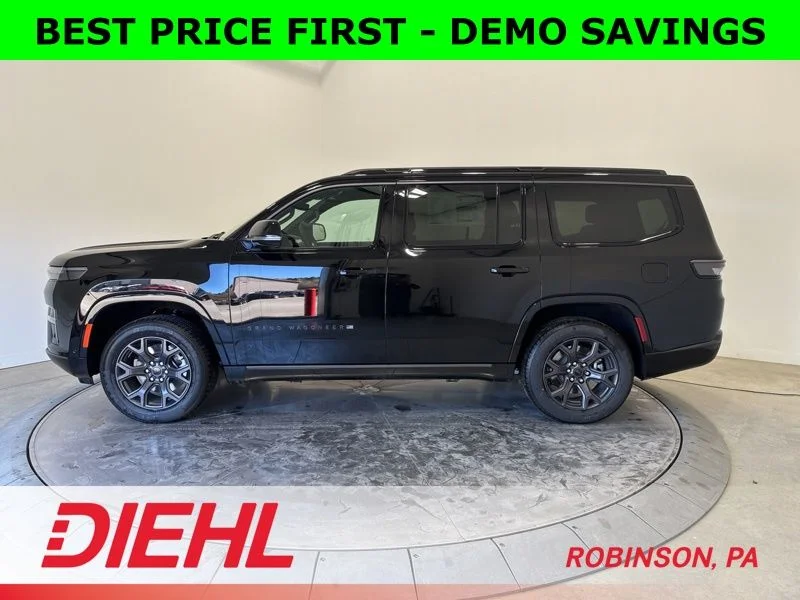 New 2026 High Gloss Black Exterior Paint Jeep Limited Altitude image 4