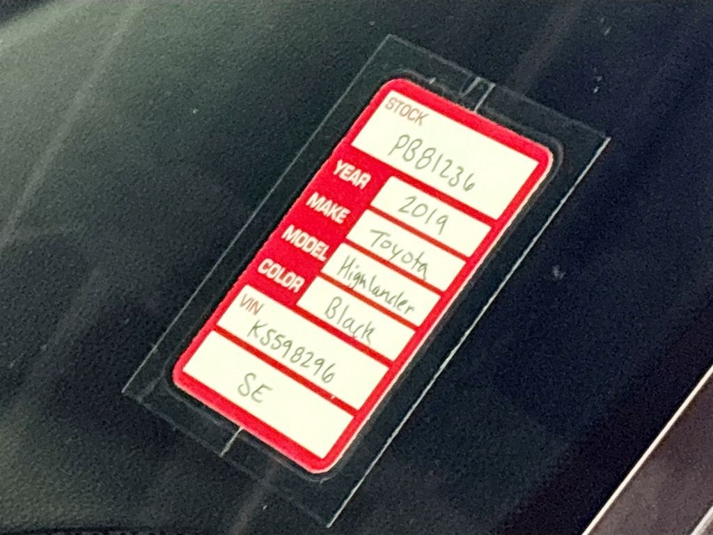 Used 2019 Black Toyota SE image 26
