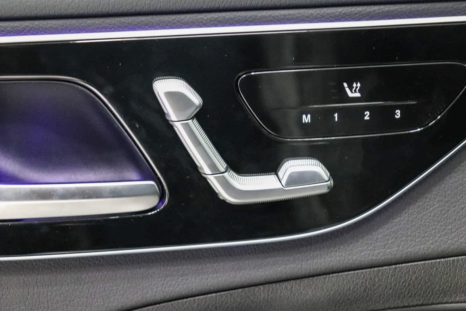 New 2026 MANUFAKTUR Alpine Grey Mercedes-Benz C 300 image 22