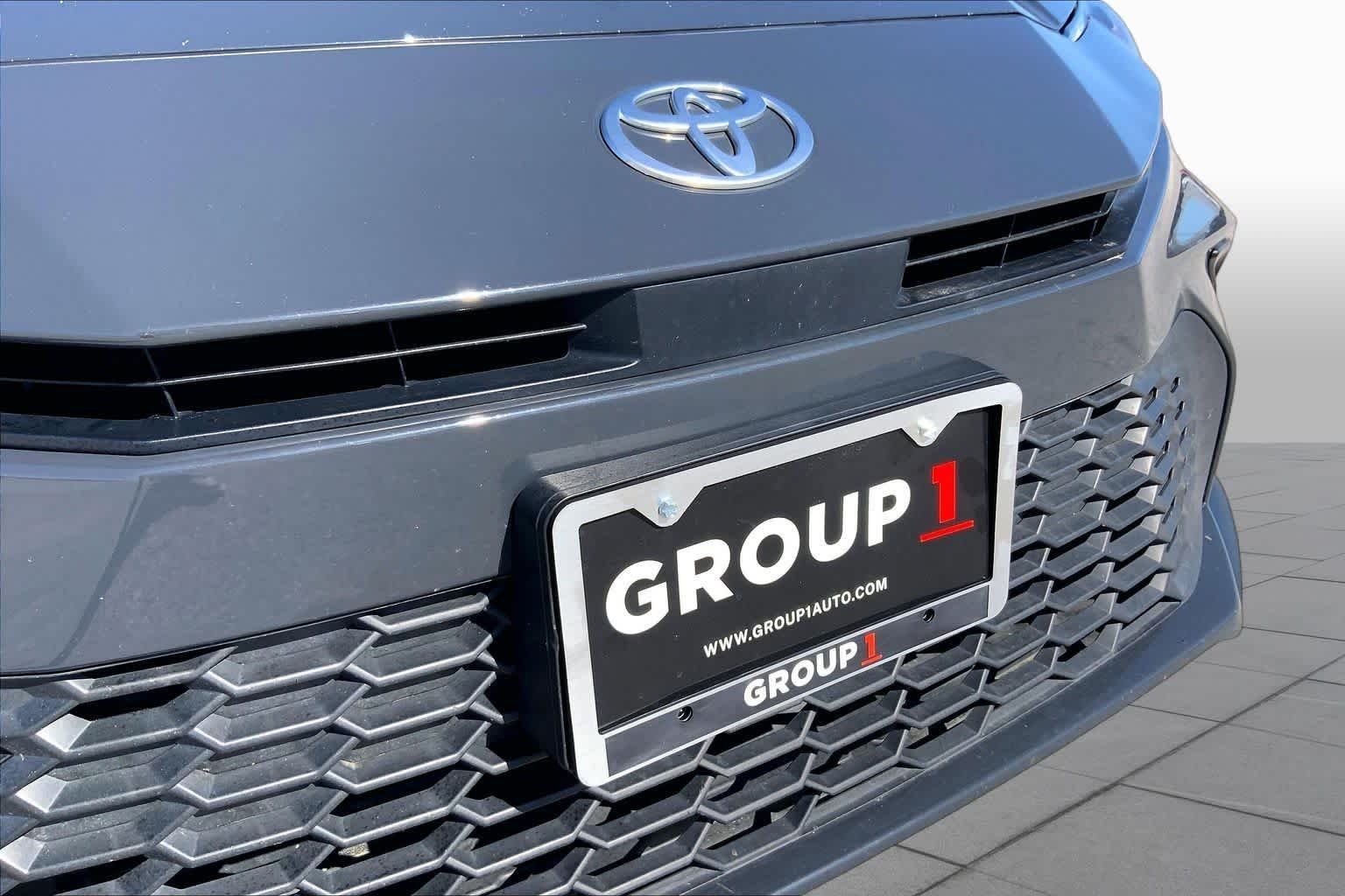 Used 2025 Underground Toyota SE image 29