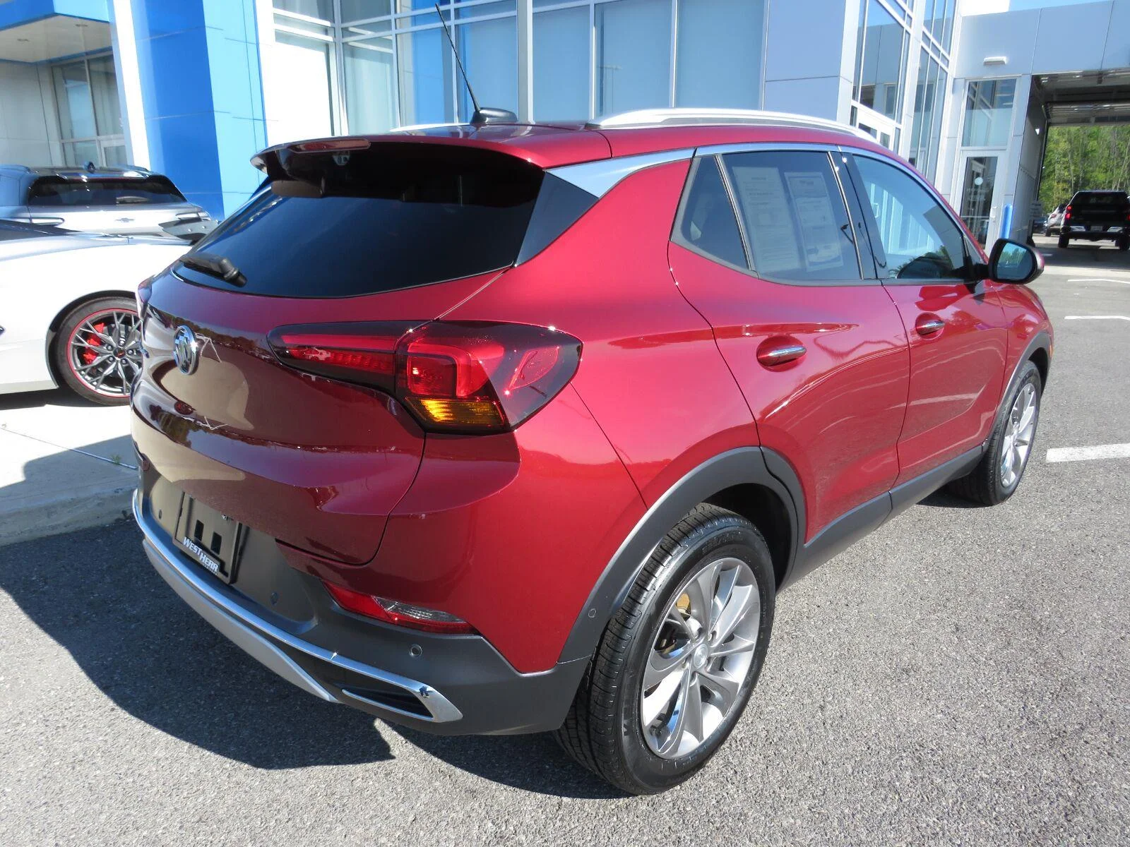 Used 2022 Cinnabar Metallic Buick Essence image 5