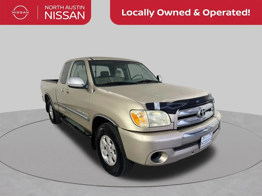 Used 2006 Beige Toyota SR5 image 1