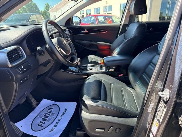 Used 2020 Gray Kia EX image 17