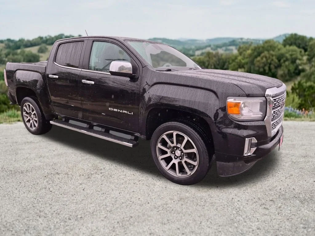 2021 GMC Canyon 4WD Denali Crew Cab Short Box's photo