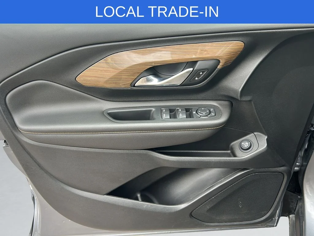 Used 2021 Gray GMC SLE image 9