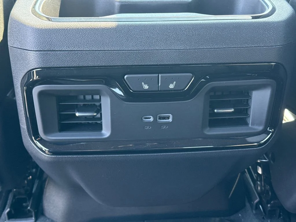 New 2026 Onyx Black GMC AT4 image 32